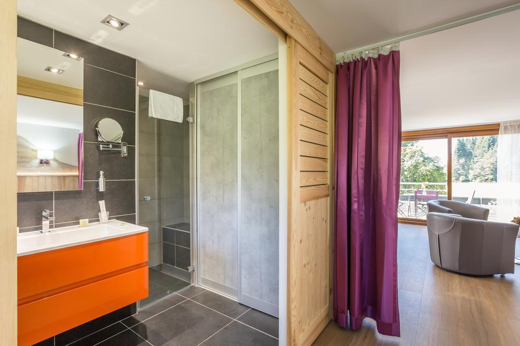 Logis Hotel Le Relais Du Bois Vialotte เลอฌ็องบง-ซูร์-ลีญง ภายนอก รูปภาพ